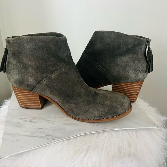 TOMS Leila Suede Block Heel Bootie, Fall Ankle Boot, Gray/Sage, Size 9.5, - Picture 6 of 16